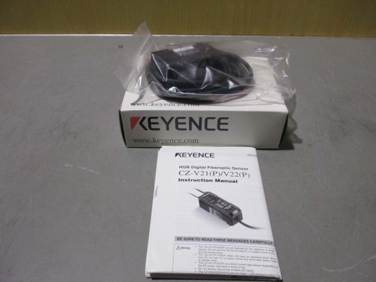 新古 KEYENCE CZ-V21 ディジタルカラーセンサ アンプ - growdesystem