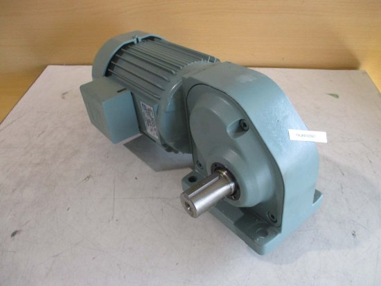 中古 TSUBAKI HYPOID MOTOR HMTA075-30L10RB 3PHASE-0.75kW-4P 200/200/220V  50/60/60 Hz - growdesystem