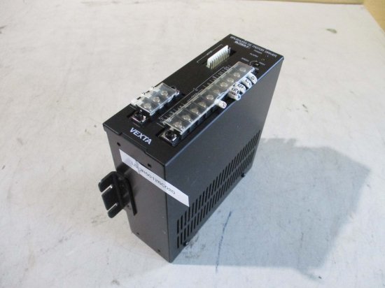 中古Oriental Motor VEXTA Brushless DC Motor Driver BLD15A-F ブラシレスDCモータードライバー  100V 2A - growdesystem