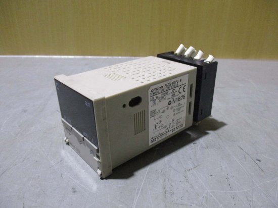 中古 OMRON temperature controller E5CS-R1PU-W 電子温度調節器 - growdesystem