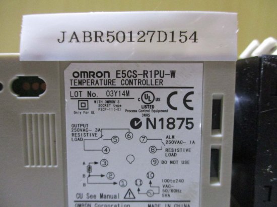 中古 OMRON temperature controller E5CS-R1PU-W 電子温度調節器 - growdesystem