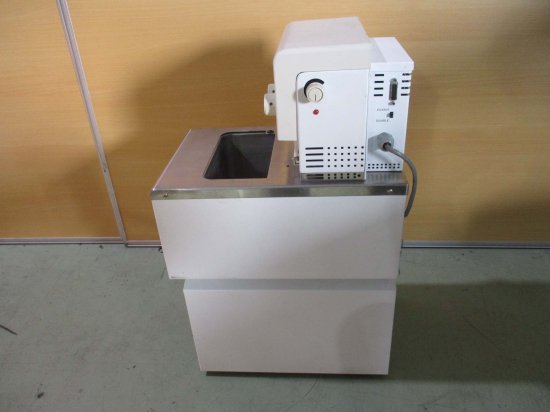 中古 Neslab Chiller Water Bath R-134A 冷却水浴 ＜送料別＞ - growdesystem