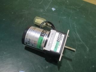  ORIENTAL MOTOR INDUCTION MOTOR 2IK6GN-CW2/GEAR HEAD D3081-122