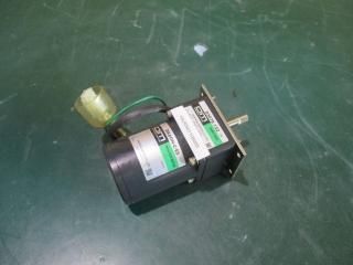  ORIENTAL MOTOR INDUCTION MOTOR 2IK6GN-C-E2/GEAR HEAD D3078-122