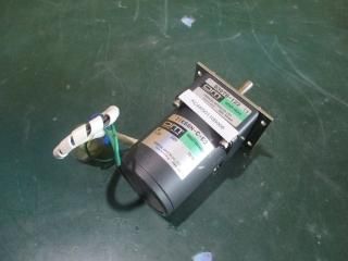  ORIENTAL MOTOR INDUCTION MOTOR 2IK6GN-C-E2/GEAR HEAD D3078-122