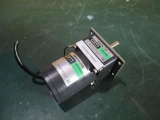  ORIENTAL MOTOR INDUCTION MOTOR 2IK6GN-C-E2/GEAR HEAD D3078-122