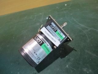  ORIENTAL MOTOR INDUCTION MOTOR 2IK6GN-CW/GEAR HEAD D3081-122