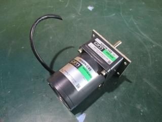  ORIENTAL MOTOR INDUCTION MOTOR 2IK6GN-C-E2/GEAR HEAD D3078-122