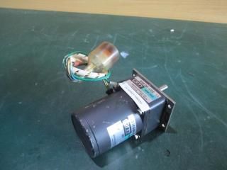  ORIENTAL MOTOR INDUCTION MOTOR 2IK6GN-C-E2/GEAR HEAD D3078-122
