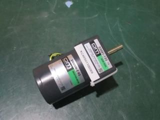  ORIENTAL MOTOR INDUCTION MOTOR 2IK6GN-C-E2/GEAR HEAD D3081-122