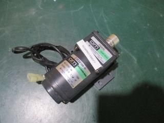  ORIENTAL MOTOR GEAR HEAD 2GN9L/SPEED CONTROL MOTOR 2IK6RGN-A