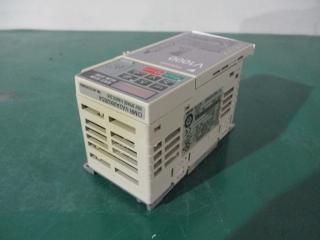  YASKAWA V1000 Inverter CIMR-VA2A0002BSA 0.4KW/0.2KW AC3PH 200-240V 50/60Hz
