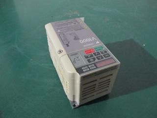  YASKAWA V1000 Inverter CIMR-VA2A0002BSA 0.4KW/0.2KW AC3PH 200-240V 50/60Hz