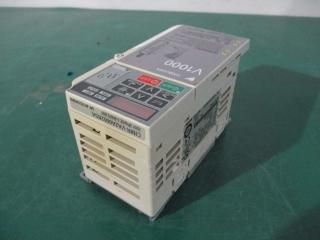  YASKAWA V1000 Inverter CIMR-VA2A0002BSA С 0.4KW/0.2KW AC3PH 200-240V 50/60Hz