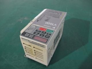  YASKAWA V1000 Inverter CIMR-VA2A0002BSA С 0.4KW/0.2KW AC3PH 200-240V 50/60Hz