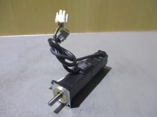  YASKAWA AC SERVO MOTOR SGMAH-01AAA2B