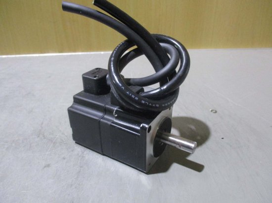 中古 YASKAWA AC SERVO MOTOR SGMJV-A5ADA21 AC サーボモーター 50W - growdesystem