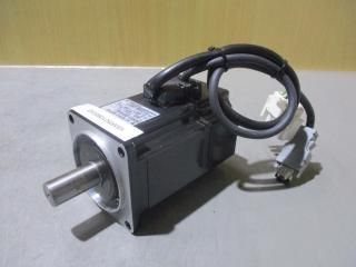  YASKAWA AC SERVO MOTOR SGMAH-02AAA21 200w