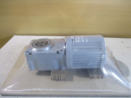 新古 NISSEI GTRギアモータ 3-PHASE INDUCTION MOTOR F2SM-20-30-T010 三相誘導電動機 0.1kW -  growdesystem