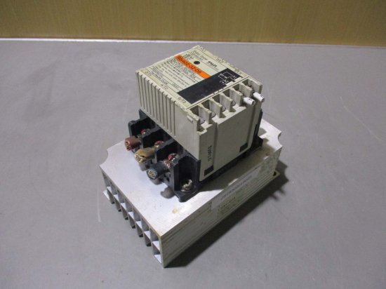 中古 FUJI SOLID STATE CONTACTOR SS402-3Z-D5 ソリッドステート コンタクタ /HEAT SINK SX1-D14  ヒートシンク - growdesystem