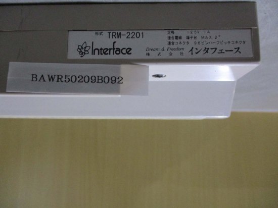 中古 INTERFACE TERMINAL BLOCK TRM-2201 垂直96ピンネジ変換端子台 2