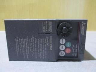 119個。電子部品ICチップMBC FD6015BG。新品同様。未使用長期保管品 119個。電子部品ICチップMBC FD6015BG。新品同様。未使用長期