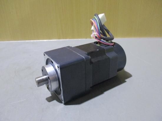 中古 ORIENTAL MOTOR VEXTA STEPPING MOTOR A6615-9215KPGE
