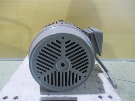 中古 TOSHIBA 三相 モーター 3 PHASE INDUCTION MOTOR IK DBKB