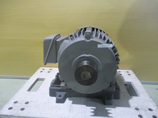 中古 TOSHIBA 三相 モーター 3 PHASE INDUCTION MOTOR IK DBKB 3.7KW ＜送料別＞ -  growdesystem