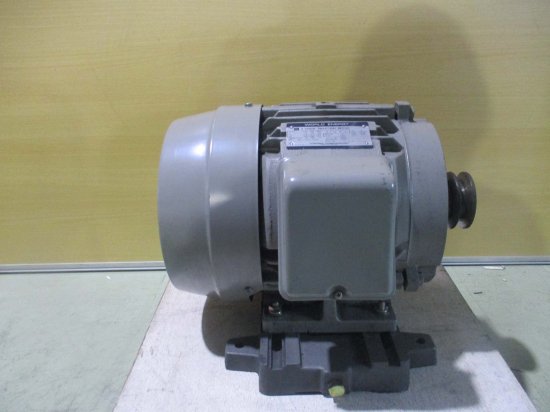 中古 TOSHIBA 三相 モーター 3 PHASE INDUCTION MOTOR IK DBKB 3.7KW ＜送料別＞ -  growdesystem