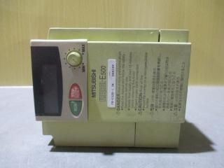  MITSUBISHI INVERTER FR-E520-1.5K С 1.5KW