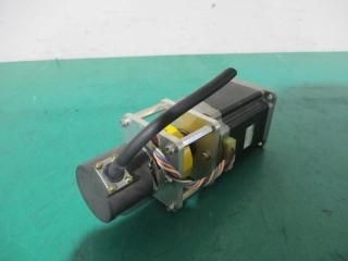  SANYO DENKI STEPPING MOTOR 103H7126-0420/NAR-H13M-AD