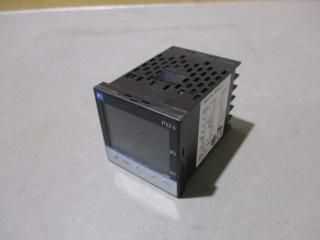  Fuji PXF4ABY2-1VM00 PXF4 Digital Temperature Controller 2 Point Alarm  1/16 DIN