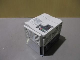  MITSUBISHI INVERTER FR-F520J-3.7K С 3.7KW