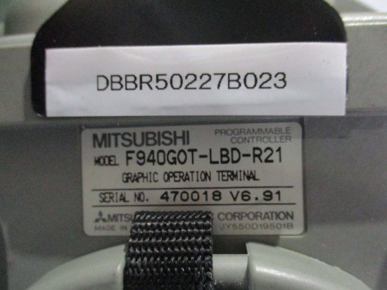 中古 MITSUBISHI GRAPHIC OPERATION TERMINAL F940GOT-LBD-R21