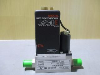  BROOKS MASS FLOW CONTROLLER 5850E ޥեȥ顼