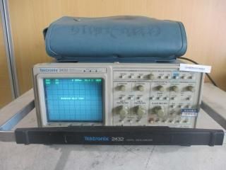  TEKTRONIX DIGITAL OSCILLOSCOPE 2432 ǥ륪  OK