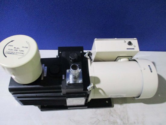 中古 ULVAC GLD-136D OIL ROTARY VACUUM PUMP 回転真空ポンプ - growdesystem