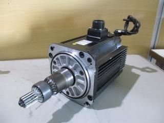  YASKAWA ELECTRIC  SGMRS-13A2A-YR11 ܥɥ饤С 1300W 8.34N.M 14A 200V ̡