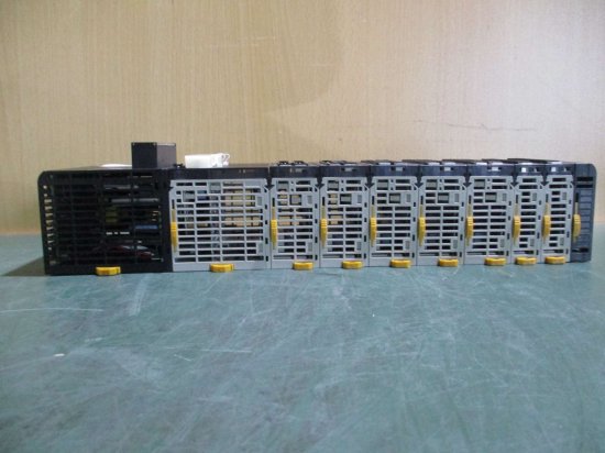 中古 OMRON SYSMAC CJ1G CPU42H/PA205R/OD261*2/ID261/OD261*2/ID231