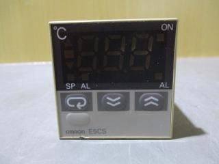  Omron Temperature Controller E5CS-R1PX 3A 250VAC 