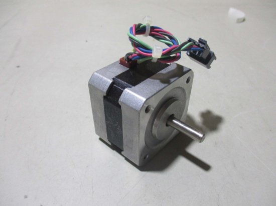 ORIENTAL MOTOR VEXTA STEPPING MOTOR PK243-01A CMD2019P 2相