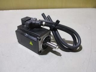  KEYENCE AC SERVO MOTOR SV2-M010AK AC ܥ⡼ 100W