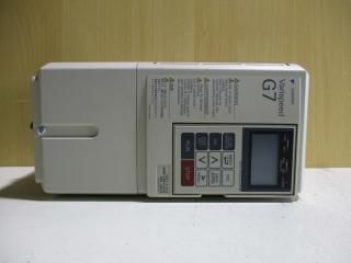  YASKAWA CIMR-G7A20P4 С 0.4kw