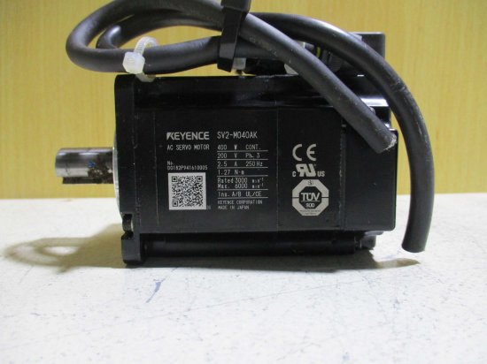 中古 KEYENCE ACサーボシステム SV2-M040AK キー溝付き軸 アブソリュート 400W 200V 2.5A - growdesystem