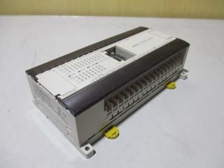  OMRON PROGRAMMABLE CONTROLLER CPM2A-60CDT-D/IN/OUT UNIT CPM1A-20EDT 