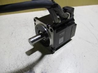  KEYENCE AC SERVO MOTOR SV2-M020AS AC ܥ⡼ 200W