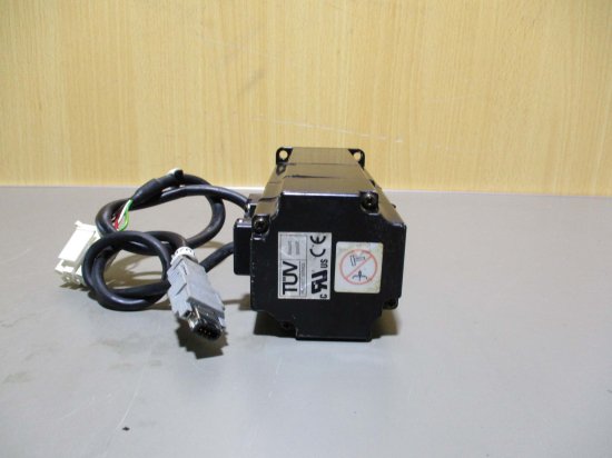 中古 OMRON R88M-W40030H-BS1 400W 200V AC SERVO MOTOR - growdesystem