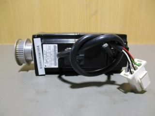  YASKAWA AC SERVO MOTOR SGMAH-02AAA2C ܥ⡼ 200W
