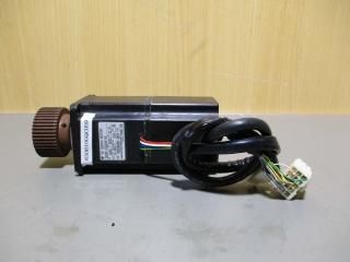  YASKAWA ACܥ⡼ SGM-02AW14 200w